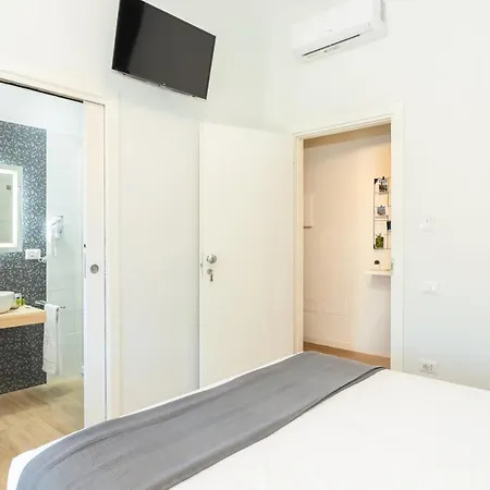Domus Laetitiae & 3* Quartu SantʼElena