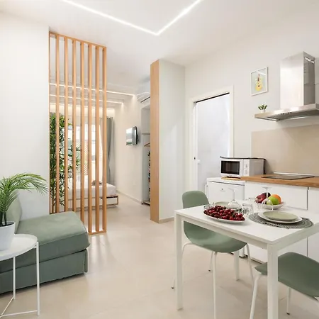 Domus Laetitiae & 4*