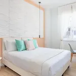 Domus Laetitiae & بيت ضيافة 3*
