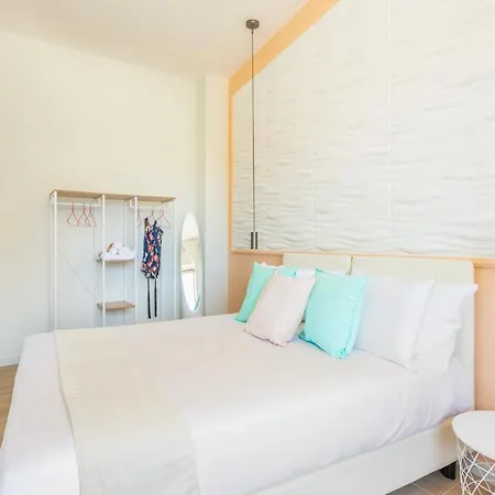 Domus Laetitiae & Quartu SantʼElena