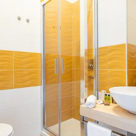 Domus Laetitiae & Vendégház Quartu SantʼElena