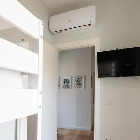 Domus Laetitiae & 4*