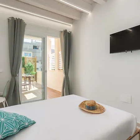 Domus Laetitiae & 3* Quartu Sant'Elena