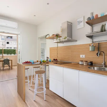 Domus Laetitiae & Vendégház