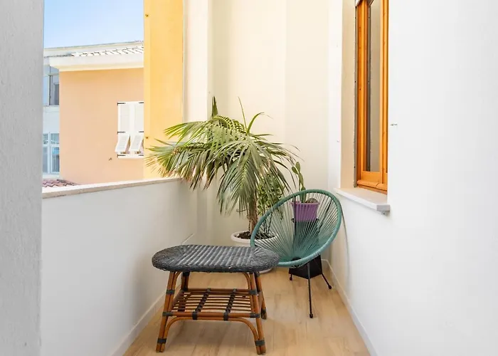 Domus Laetitiae & 4* Quartu SantʼElena